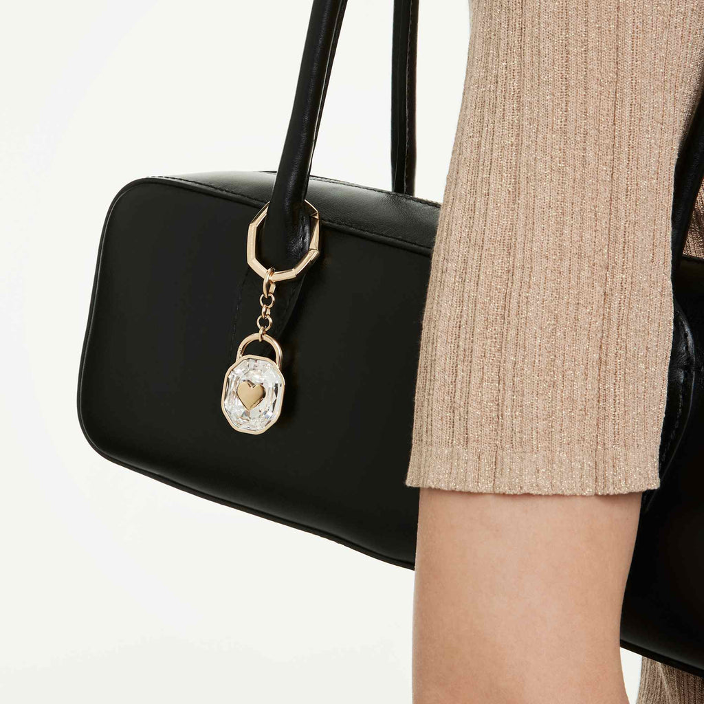 Key ring Oval cut, White, Gold-tone plated - Shukha Online Store