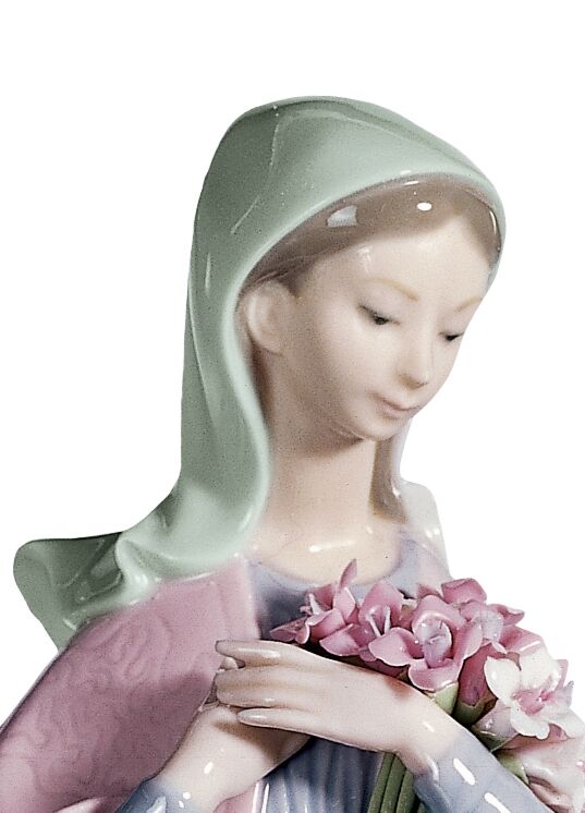 Our Lady with Flowers Figurine - Shukha Online Store